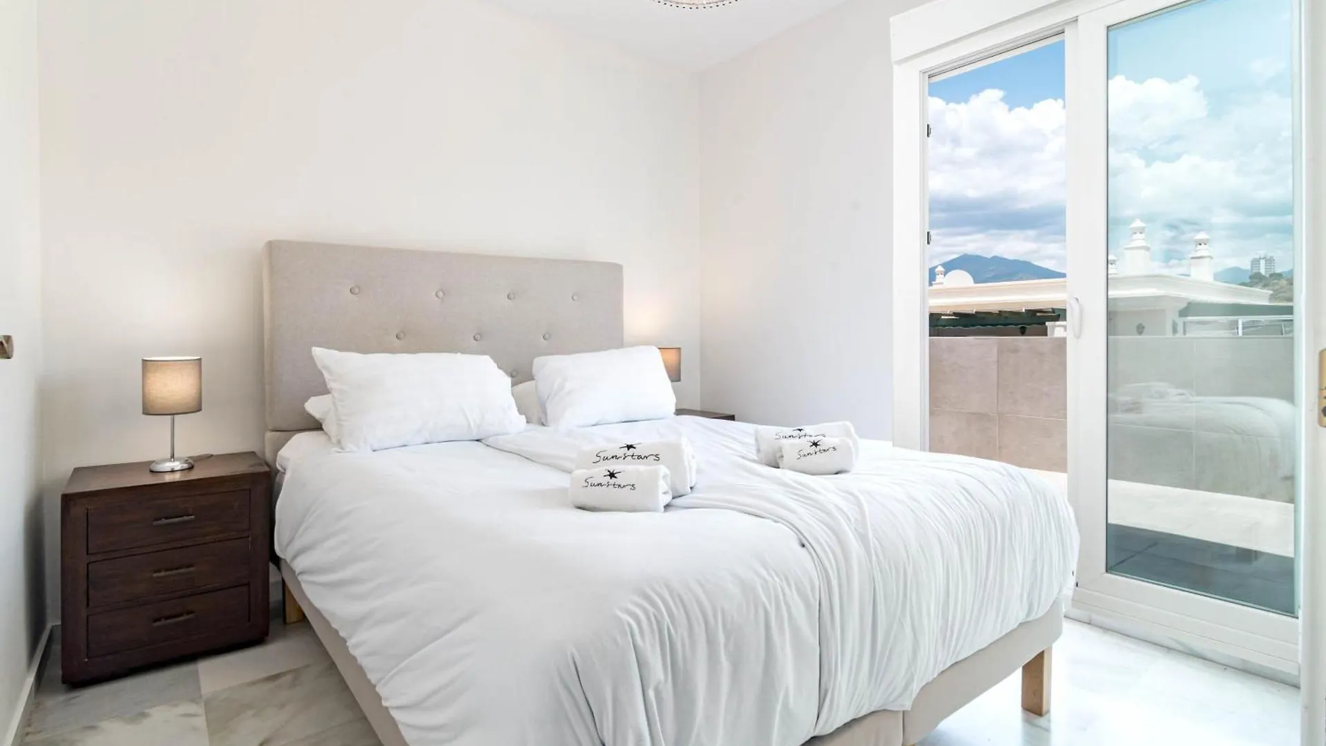 Beautiful Apartment Near Puerto Banus With Huge Terrace Marbella