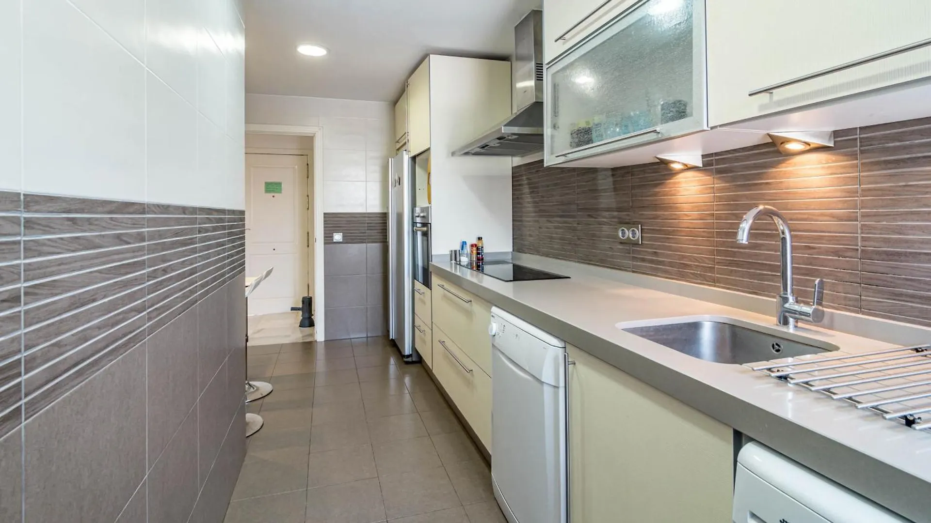 Beautiful Apartment Near Puerto Banus With Huge Terrace Marbella Spain