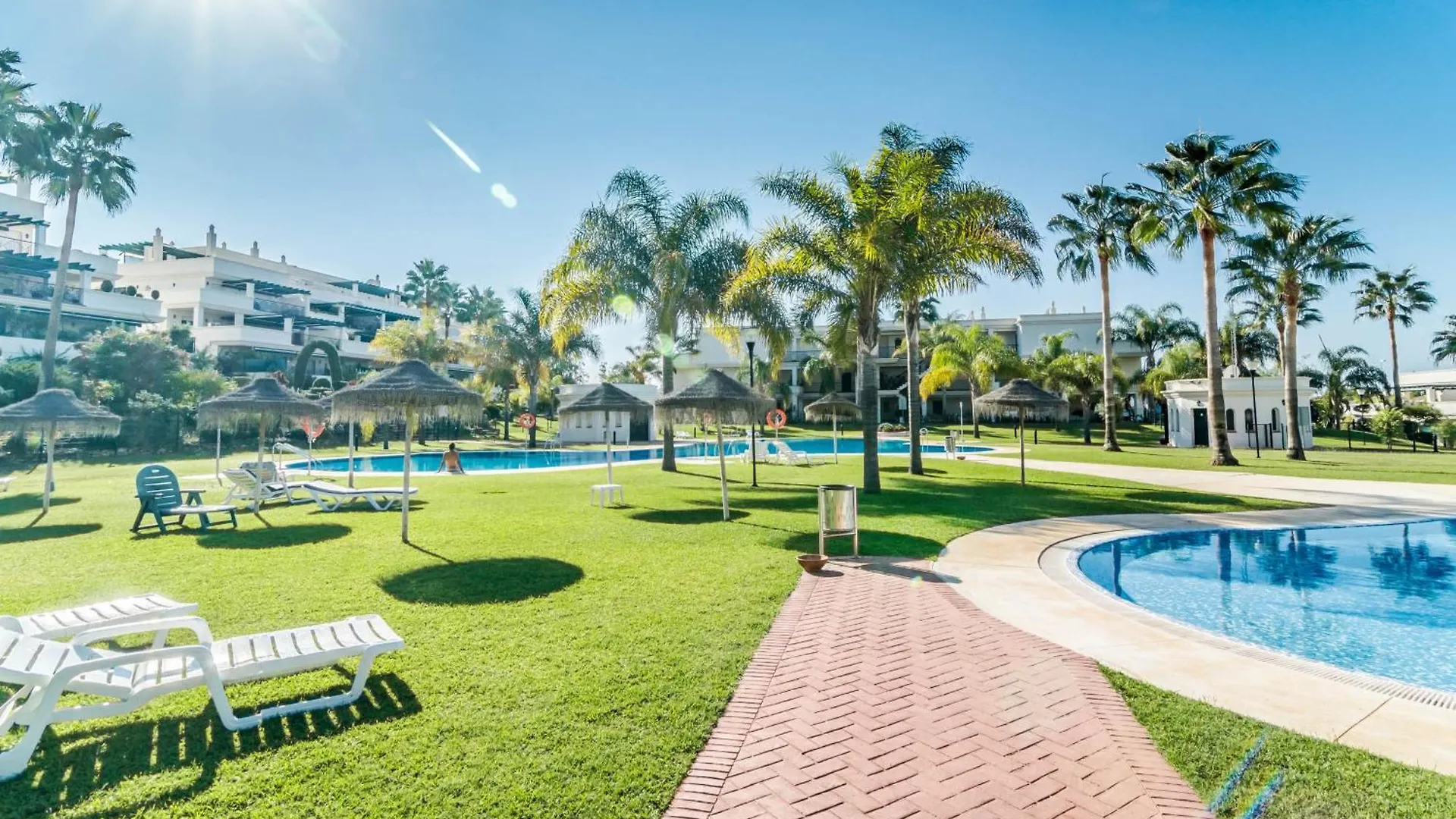 Beautiful Apartment Near Puerto Banus With Huge Terrace Marbella
