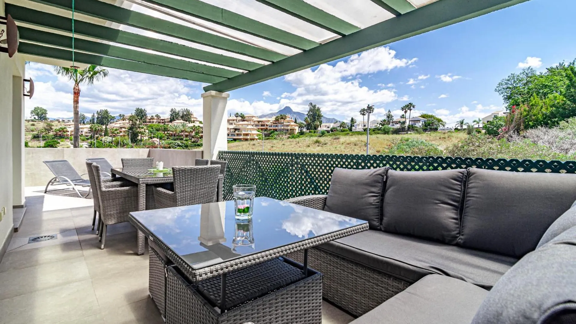 Beautiful Apartment Near Puerto Banus With Huge Terrace Marbella