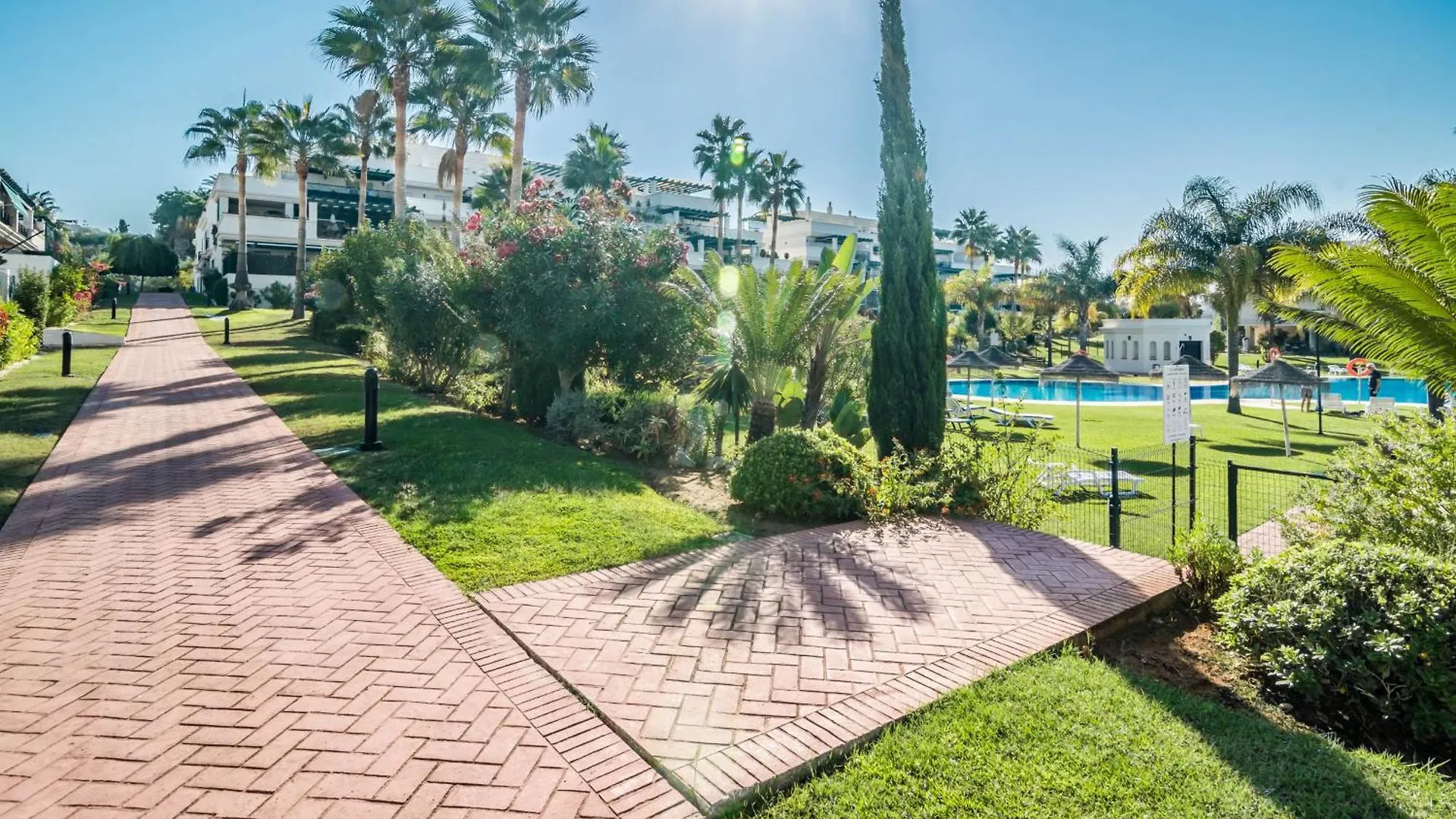 Beautiful Apartment Near Puerto Banus With Huge Terrace Marbella