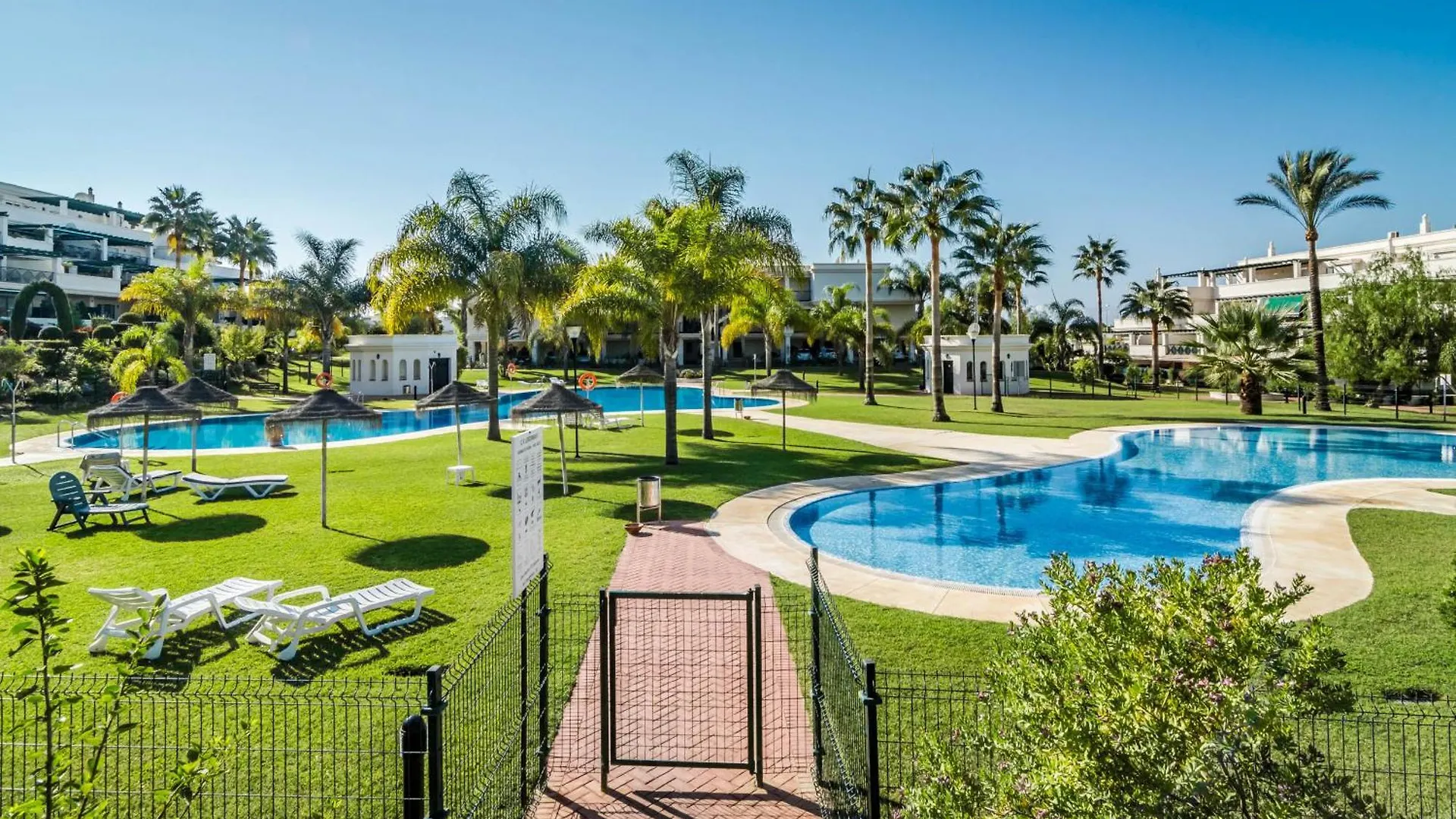 Beautiful Apartment Near Puerto Banus With Huge Terrace Marbella
